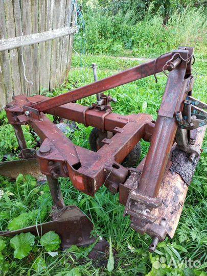 Плуг 1L 2-20, 2010