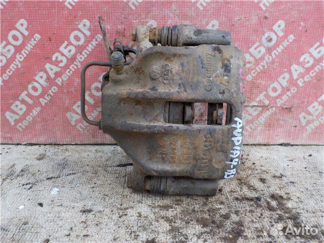 Суппорт передний правый Audi A4 B5 ADR 1996