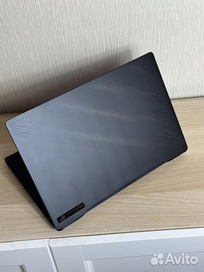 Asus Zephyrus M16 i9-12/24gb/3070Ti New