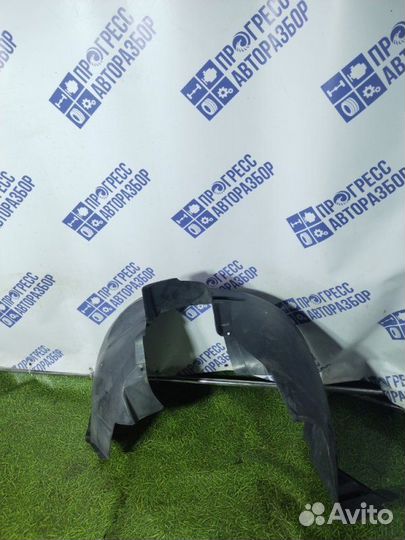 Подкрылок передний левый Bmw X5 кроссовер M57