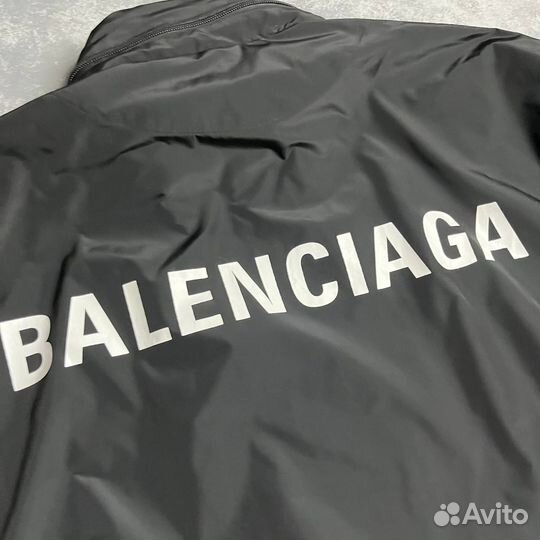 Balenciaga ветровка