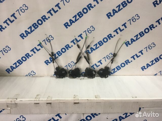 Замок двери lexus IS350 3.5 ат седан