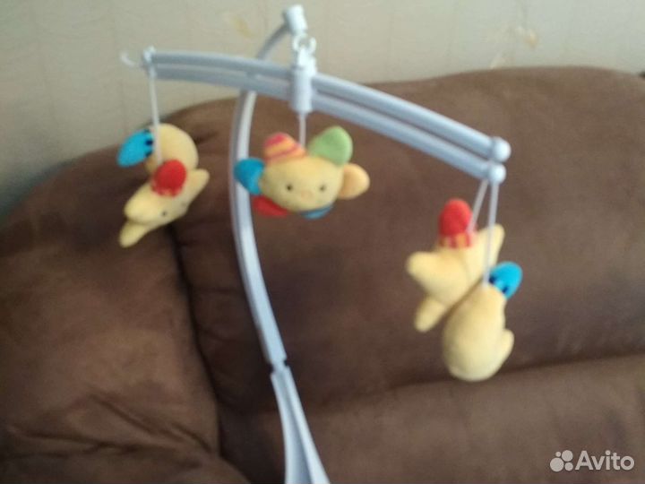 Мобиль для детской кроватки