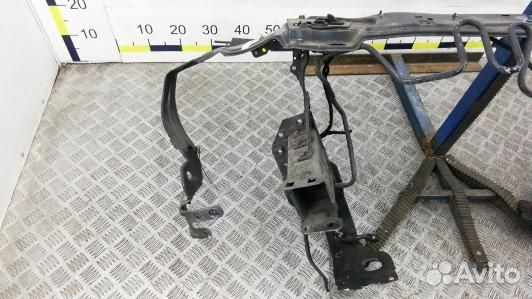 Передняя панель крепления облицовки (телевизор) me