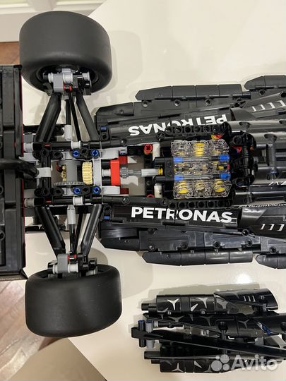 Lego Technic 42171 Гоночная машина Mercedes-AMG F1