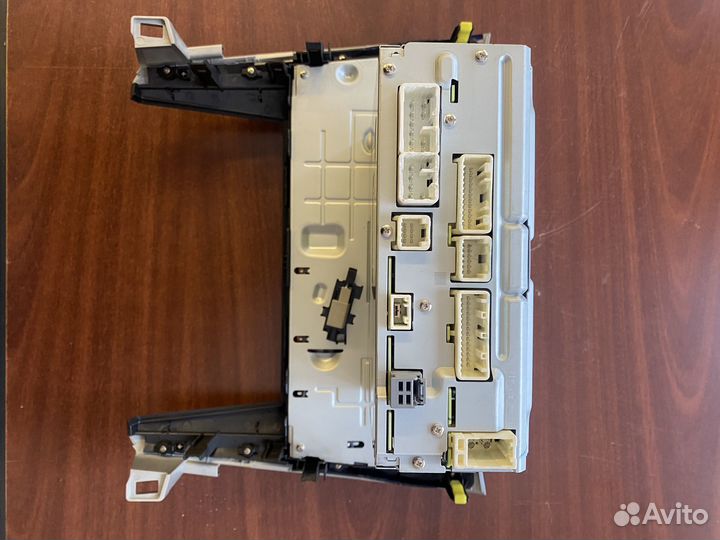 Магнитола с блоком навигации на toyota camry 55