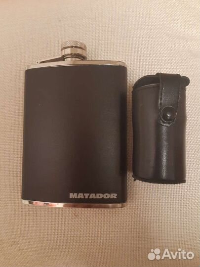 Подарочный набор для мужчин фляшка и 4 шт стопки