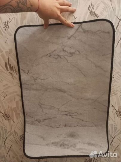 Коврики для ванной и туалета