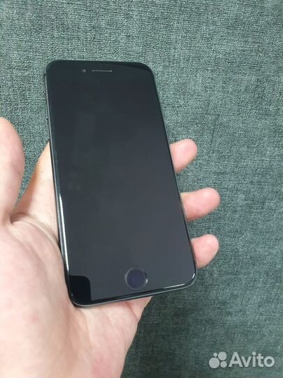 Смартфон Apple iPhone 8