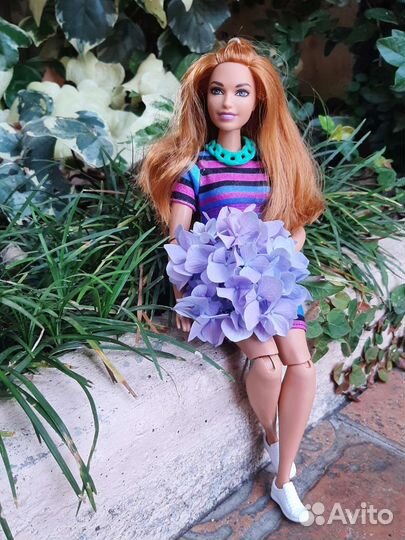 Barbie fashionistas 84 на теле extra +2 наряда