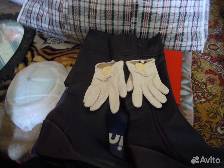 Перчатки женские кожаные