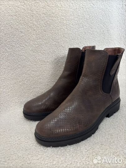 Шоколадные новые ботинки челси
