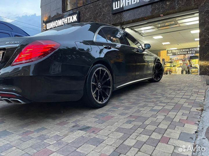 Диски литые R20 для Mercedes-Benz разноширокие