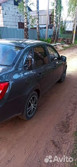 LADA Granta 1.6 МТ, 2015, 90 000 км