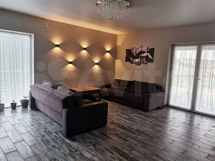 Дом 205 м² на участке 14 сот.