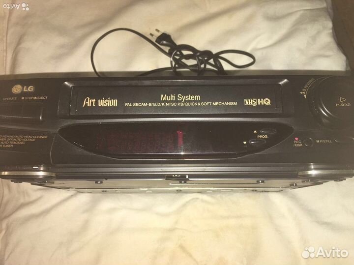 Видеомагнитофон