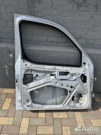 Дверь передняя левая Citroen Berlingo компактвэн