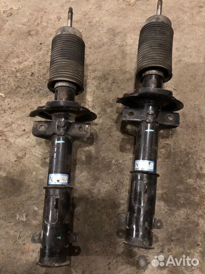 Амортизатор передний Ford mustang V 2004-2009