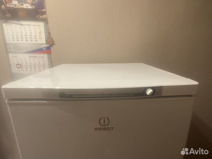Холодильник indesit