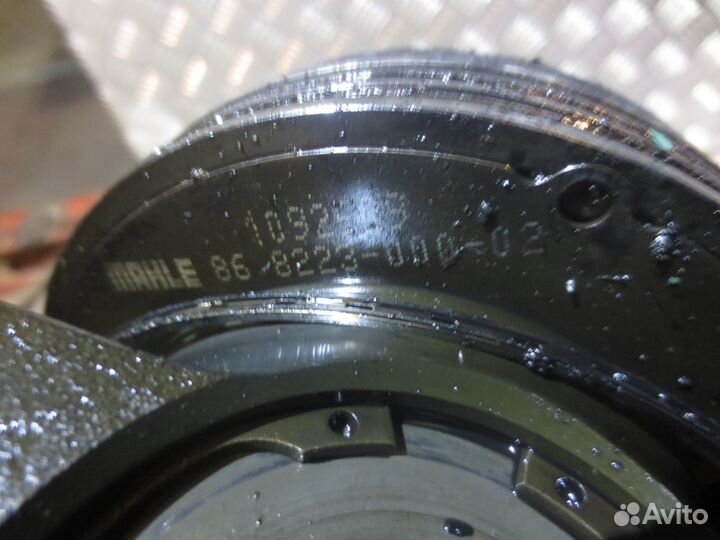 Поршень Volvo 21161901