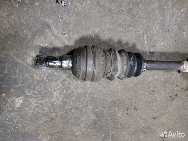 Привод передний левый Chevrolet Aveo T200