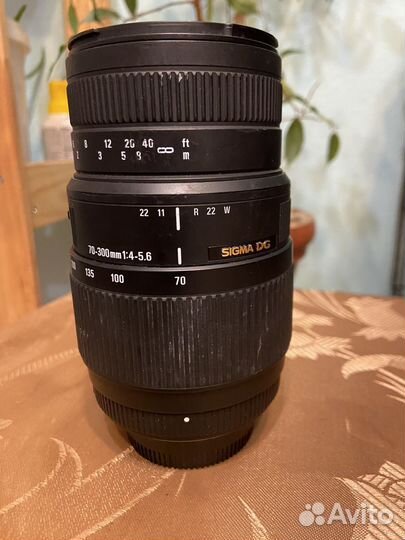 Объектив для nikon sigma DC 70-300mm 1:4-5,6