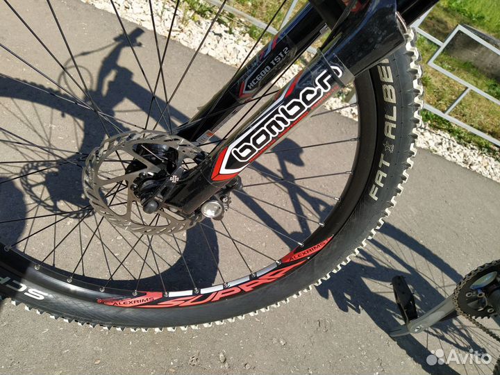 Banshee Scirocco на Marzocchi Bomber 130мм (новый)