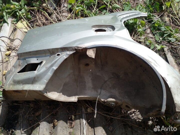 Боковина наружняя правая Renault Logan 1 2009-2014