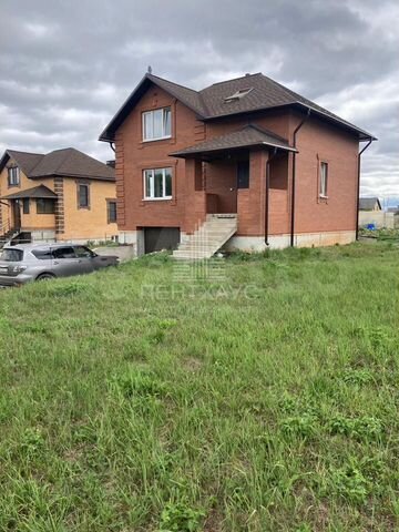 Коттедж 183,1 м² на участке 13,6 сот.