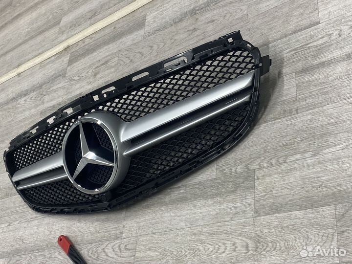 Решетка радиатора на mercedes w 212 рест 6.3