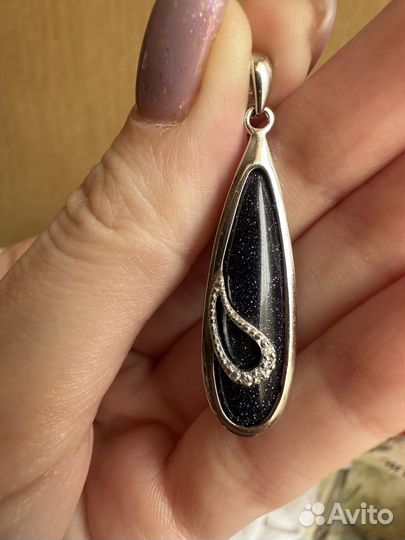 Комплект с черным авантюрином