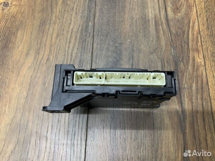 Toyota Corolla E15 Блок электронный на печку