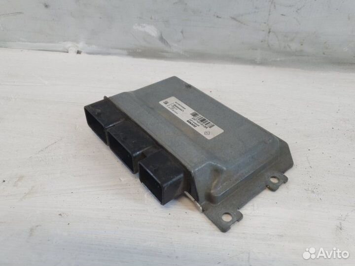 Блок управления двигателем Nissan Terrano 3