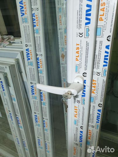 Двери стекляные новые