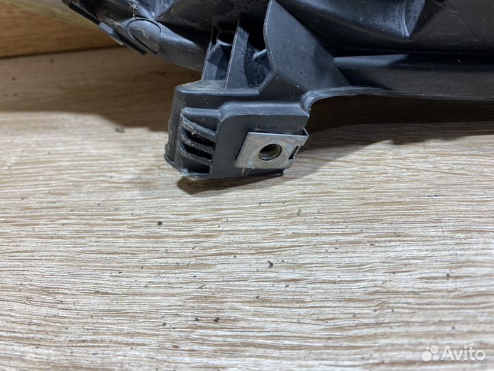 Фара передняя левая Renault Scenic 3 дорест 142279