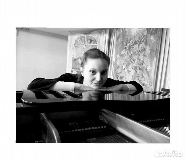 Репетитор по вокалу, сольфеджио и фортепиано