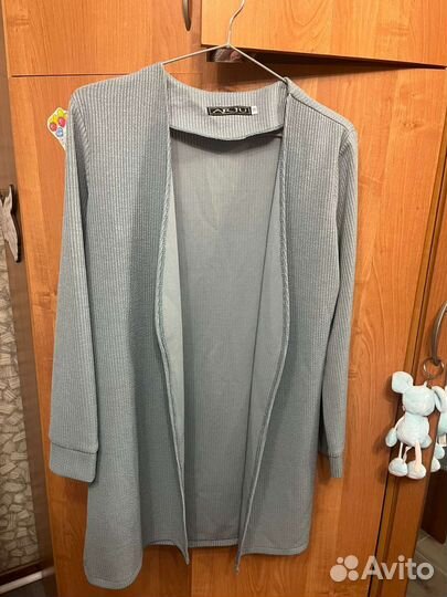 Продам вещи женские 44-46