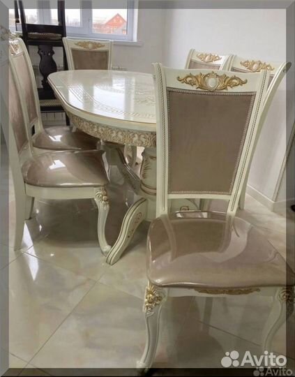 Раскладной стол и стулья