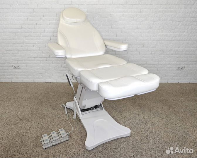 Косметологическое кресло BM-C501BF,3 мотора,педаль