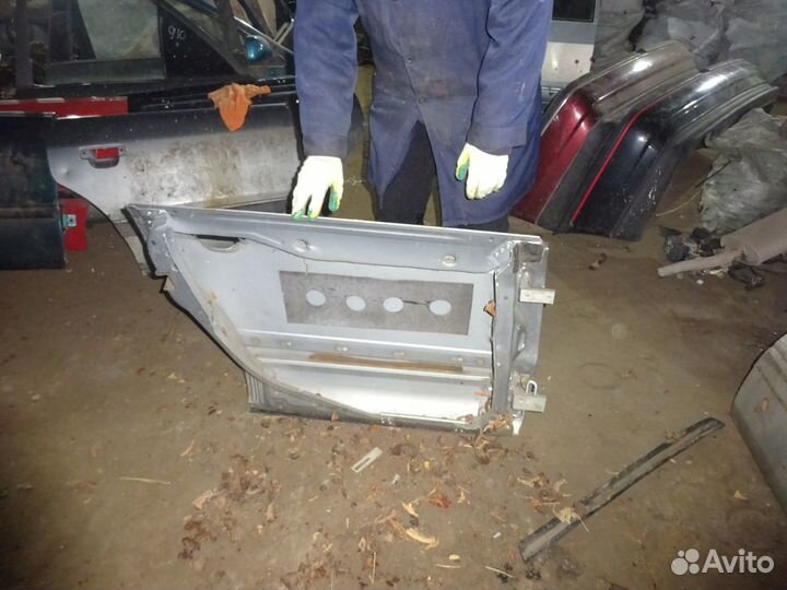 Дверь Audi A-8 1996 левая задняя