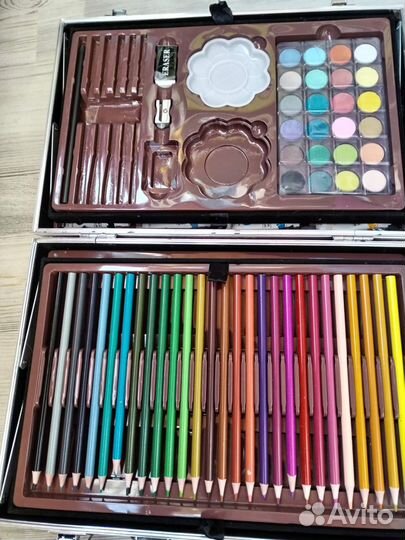 Набор художника, для рисования в металличес. кейсе