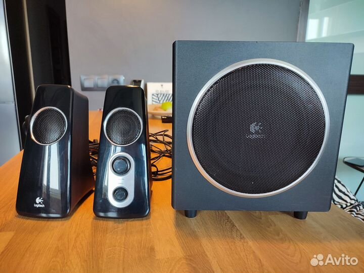 Колонки компьютерные Logitech Z-523 2.1