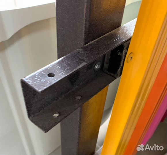 Кронштейн для крепления прожилин (лаг)