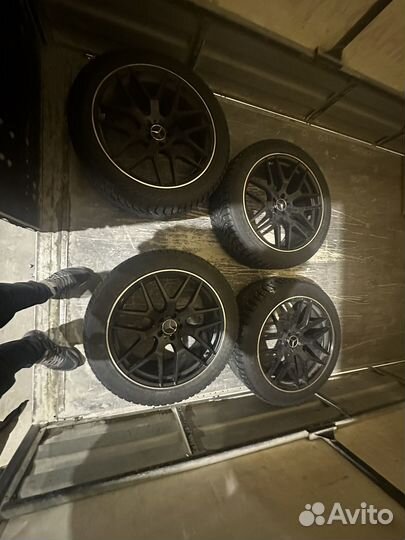 Комплект дисков с резиной