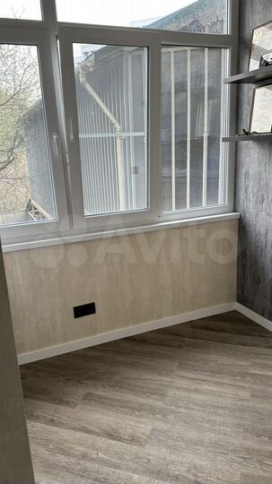 4-к. квартира, 82 м², 2/12 эт.