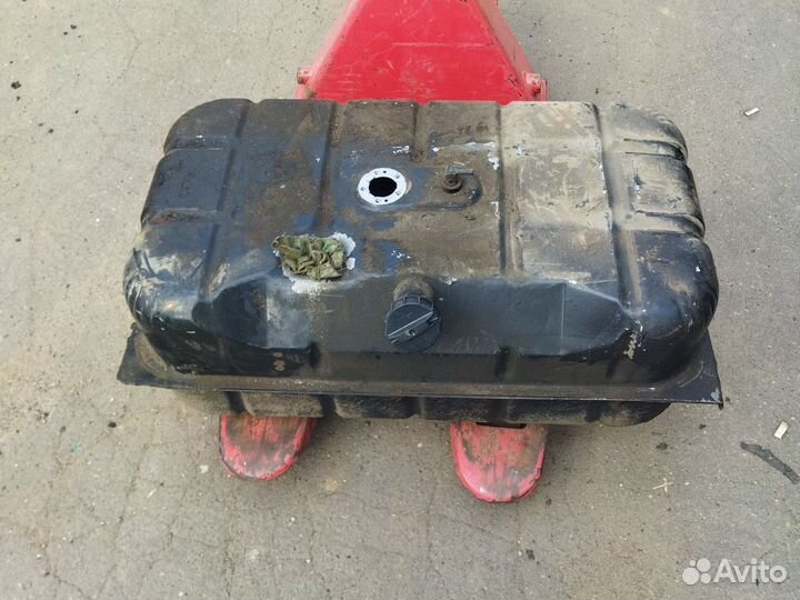 Топливный бак