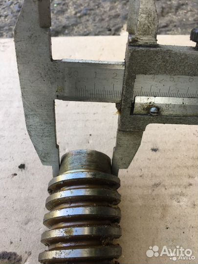 Трапецеидальные винты 200-1500мм ф16-80мм