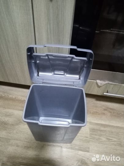 Мусорное ведро