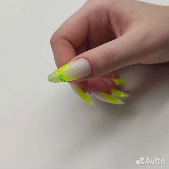 Маникюр
