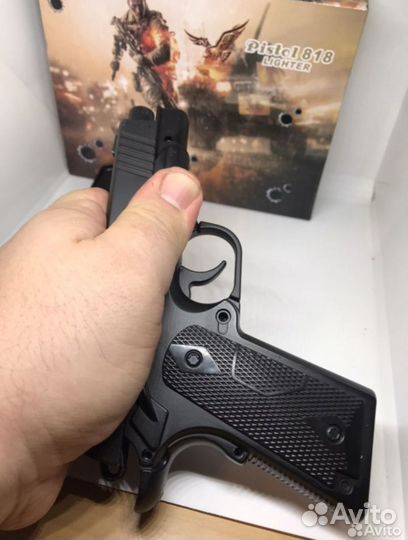 Пистолет Зажигалки в виде модели Colt 818